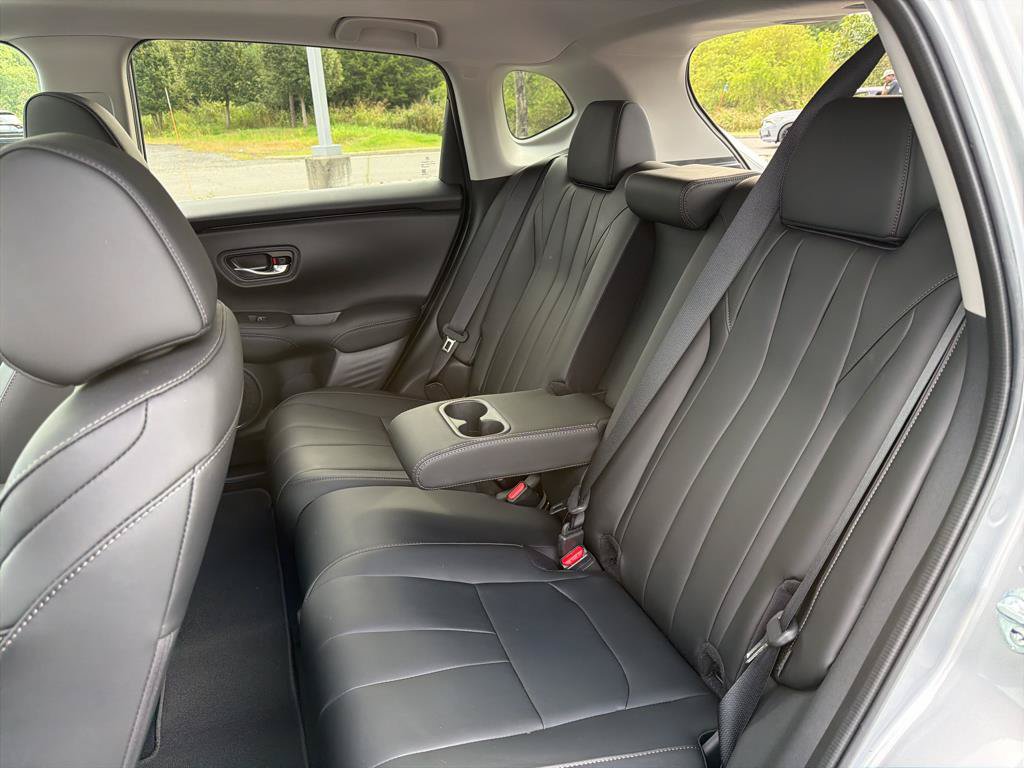 Certified 2025 Acura ADX AWD image 26