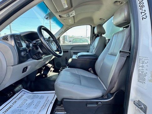 Used 2012 Chevrolet Silverado 3500 W/T image 17