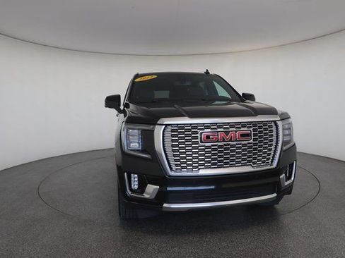 Used 2022 GMC Yukon XL Denali image 29