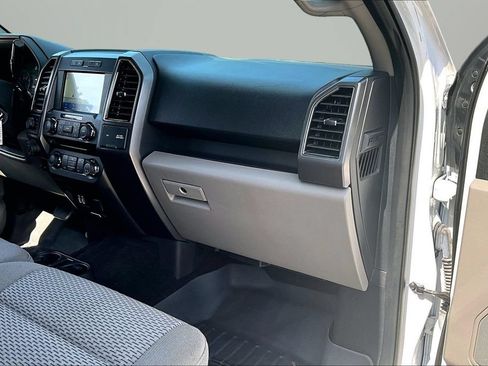 Used 2018 Ford F150 XLT w/ Equipment Group 302A Luxury AWD/4WD image 27