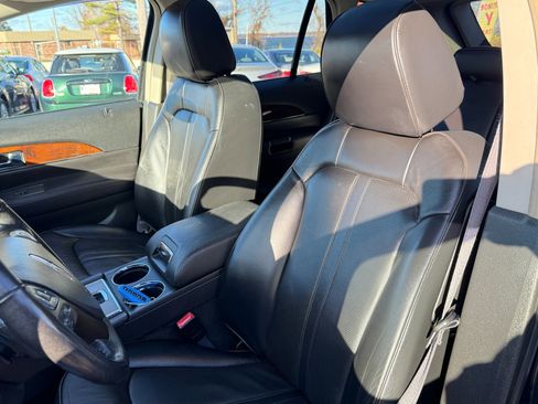 Used 2014 Lincoln MKX AWD w/ Equipment Group 102A image 13