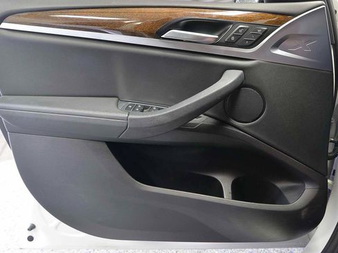 Used 2019 BMW X3 sDrive30i w/ Convenience Package image 6