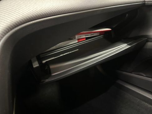 Certified 2025 Toyota Camry SE image 38