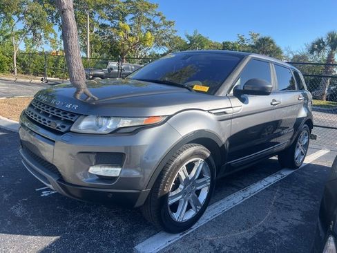 Used 2015 Land Rover Range Rover Evoque Pure Plus image 1