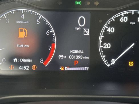 Used 2023 Honda HR-V LX image 15