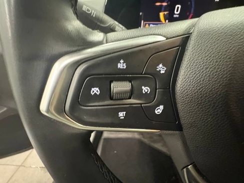 Used 2025 Chevrolet Trax LT w/ Driver Confidence Package FWD image 20