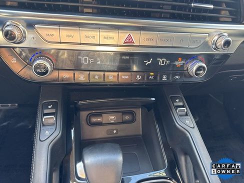 Used 2022 Kia Telluride SX w/ SX Prestige Package image 26