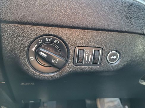 Used 2016 Dodge Charger SXT w/ Rallye Group AWD/4WD image 19