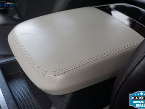 Used 2023 Kia Carnival EX FWD image 39