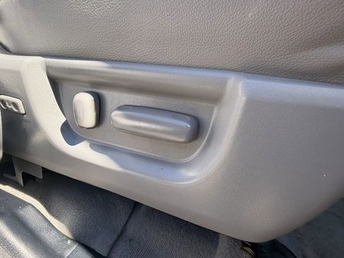 Used 2010 Toyota Tundra Limited RWD image 23