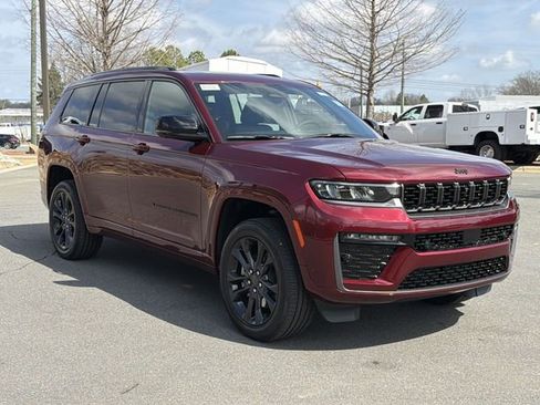 New 2026 Jeep Grand Cherokee L Limited AWD/4WD image 14