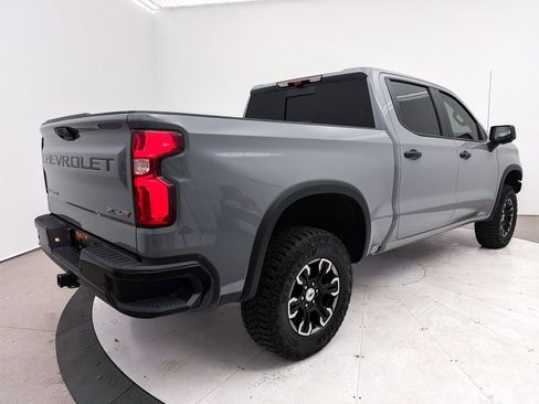 Used 2025 Chevrolet Silverado 1500 ZR2 w/ Technology Package AWD/4WD image 17