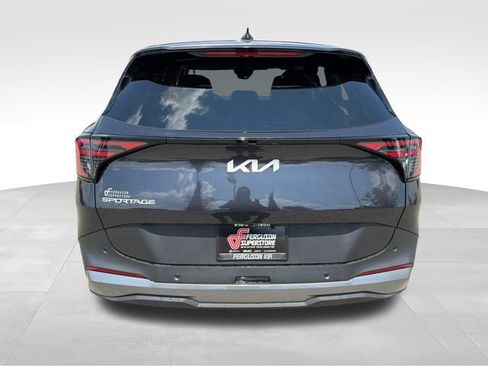 New 2027 Kia Sportage EX FWD image 6