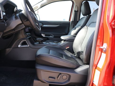 Used 2024 Ford Ranger Lariat w/ FX4 Off-Road Package image 10