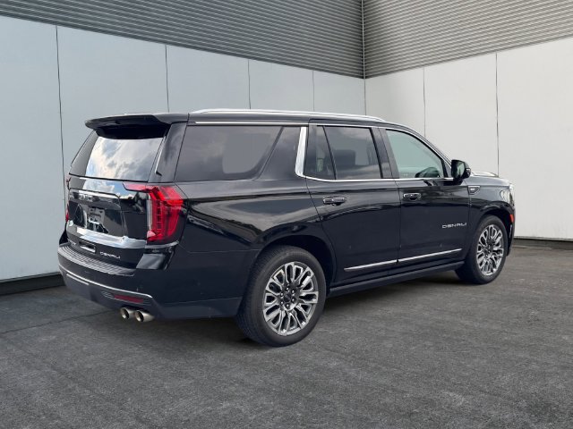 Used 2024 GMC Yukon Denali Ultimate AWD/4WD image 5