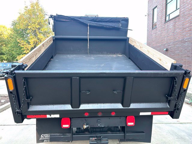 Used 2016 Ford F550 2WD Crew Cab Super Duty image 6
