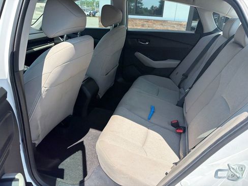 Used 2024 Honda Accord LX image 5