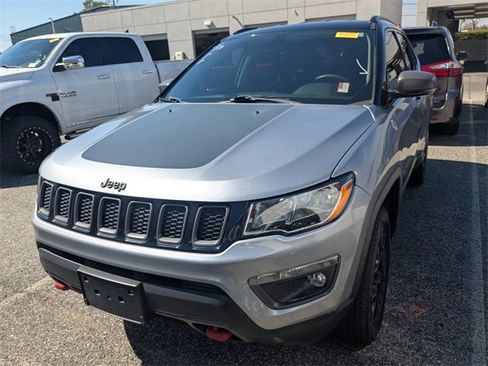 Used 2019 Jeep Compass Trailhawk w/ Cold Weather Group image 2