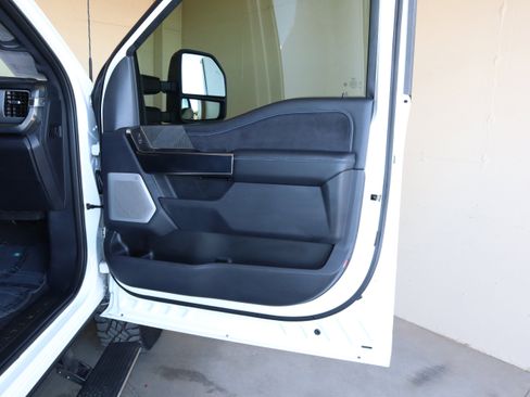 Used 2025 Ford F250 Platinum w/ Tremor Off-Road Package image 42