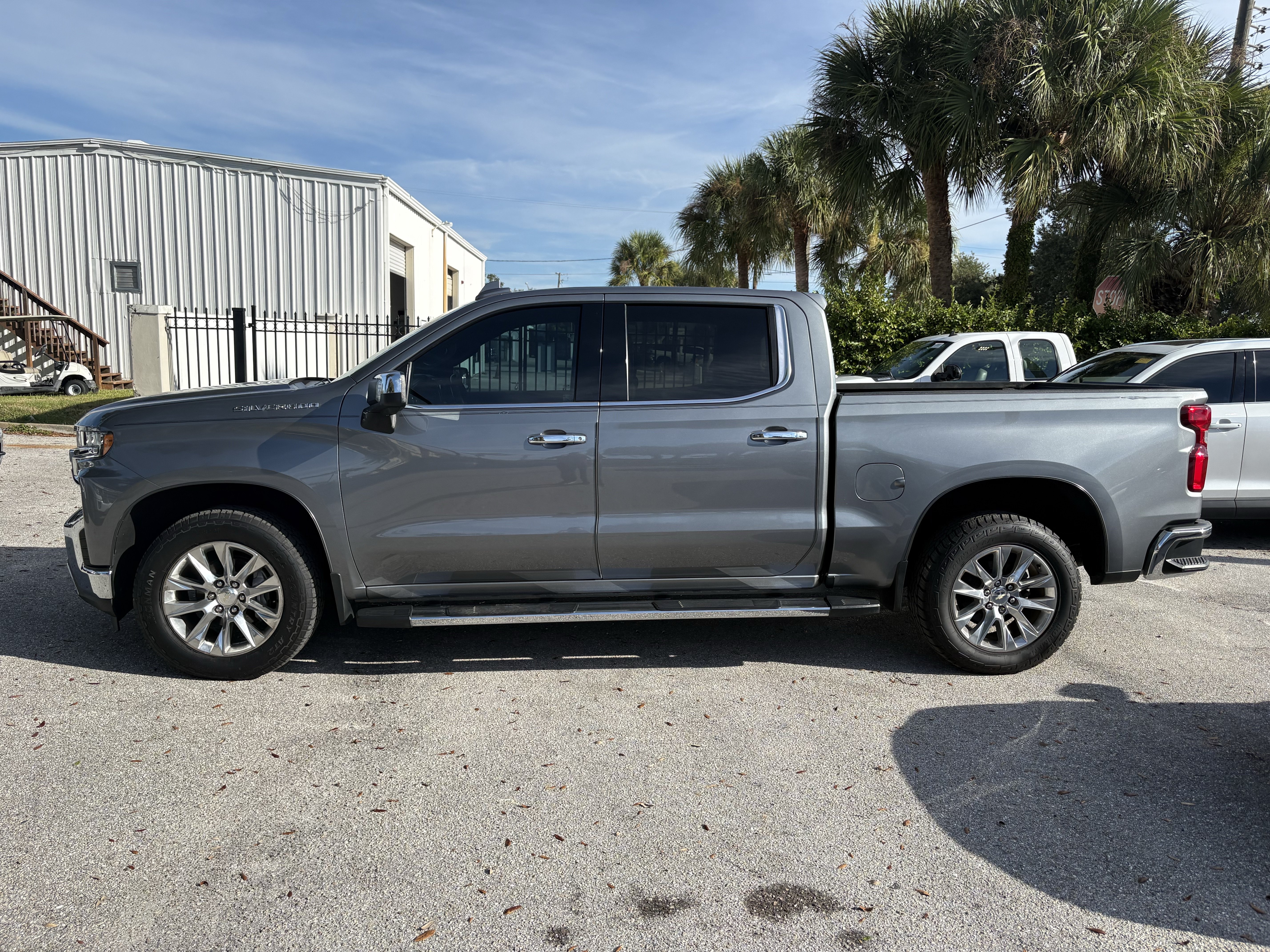 Used 2022 Chevrolet Silverado 1500 LTZ w/ Safety Package II RWD image 4