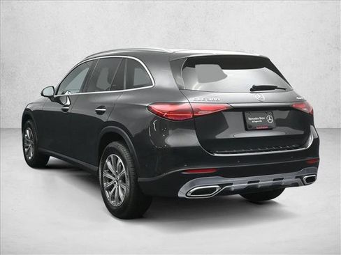 Used 2026 Mercedes-Benz GLC 300 4MATIC image 4