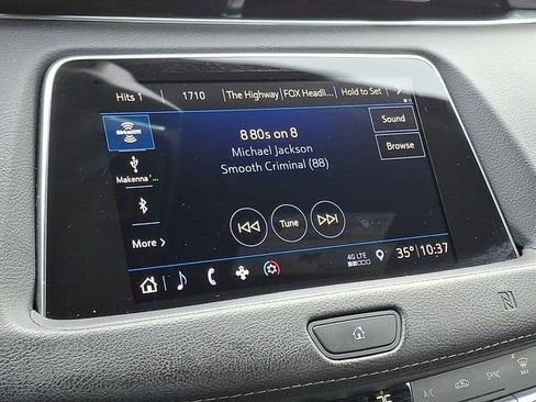 Used 2019 Cadillac XT4 Premium Luxury w/ Cold Weather Package image 16