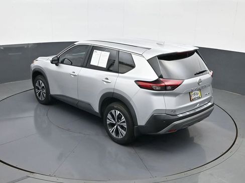Used 2022 Nissan Rogue SV AWD/4WD image 19