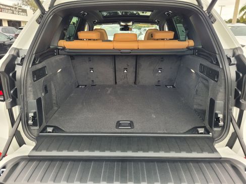 New 2026 BMW X5 sDrive40i image 15