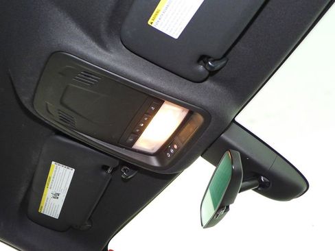 Used 2018 Chevrolet Cruze LT w/ Convenience Package image 17