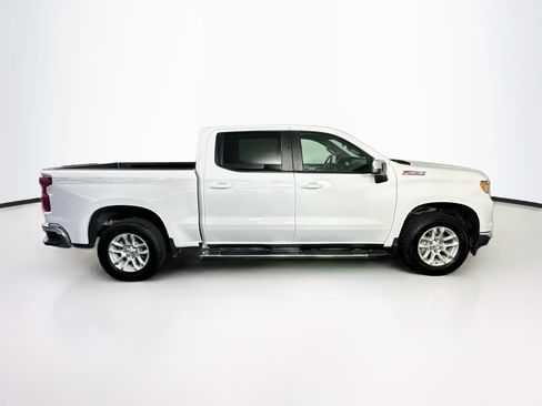 Used 2025 Chevrolet Silverado 1500 LT AWD/4WD image 10
