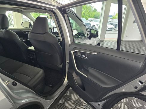 Used 2025 Toyota RAV4 XLE w/ Convenience Package AWD/4WD image 40