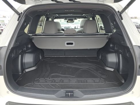Certified 2025 Subaru Forester Premium image 17