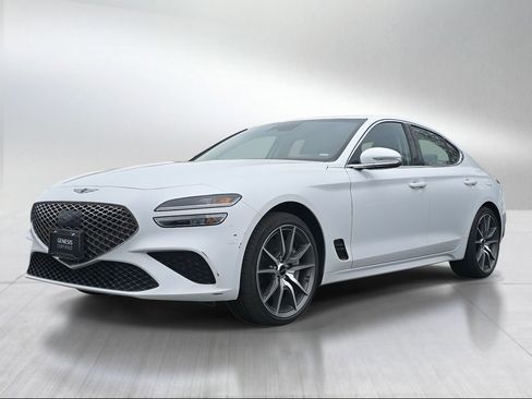 Used 2025 Genesis G70 2.5T AWD/4WD image 7