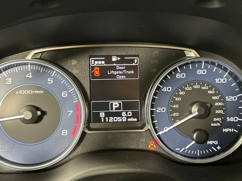 Used 2017 Subaru Crosstrek 2.0i Limited image 18