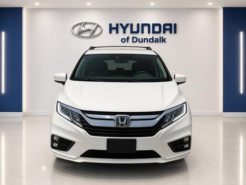 Used 2018 Honda Odyssey EX image 3