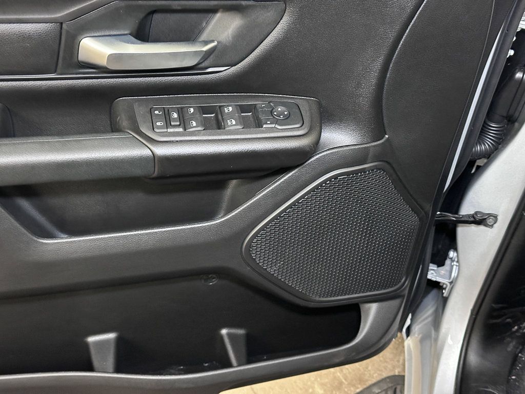 New 2026 RAM 1500 Express AWD/4WD image 18
