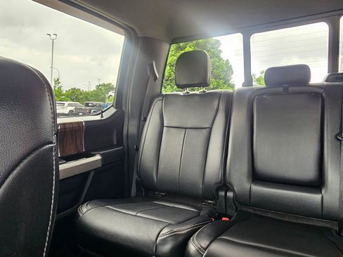 Used 2019 Ford F150 Lariat AWD/4WD image 24