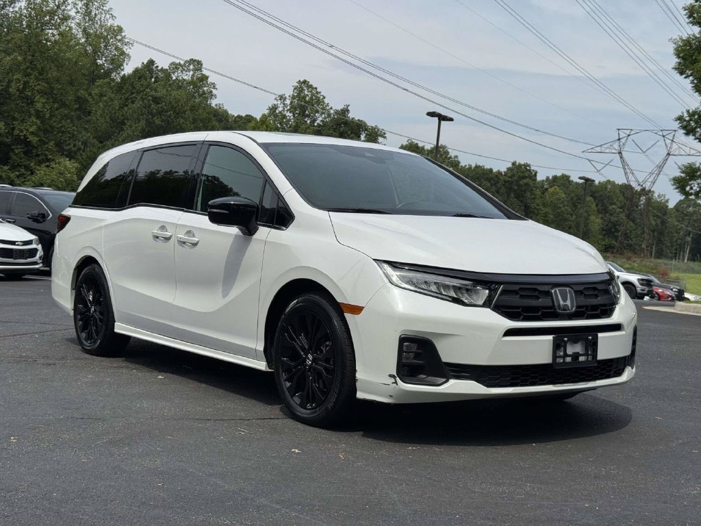 Used 2025 Honda Odyssey Sport-L image 2