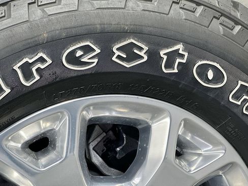 Used 2024 RAM 2500 Laramie w/ Safety Group AWD/4WD image 33
