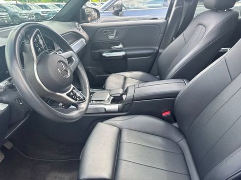 Used 2023 Mercedes-Benz GLB 250 4MATIC image 10
