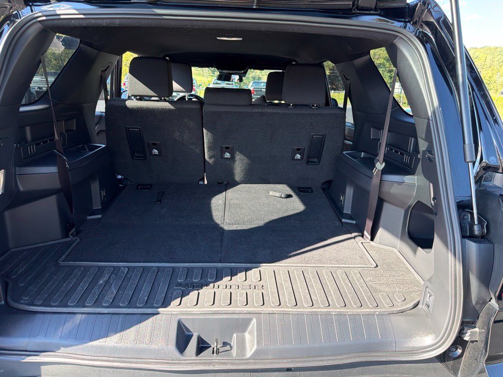 Used 2025 Toyota 4Runner SR5 AWD/4WD image 41