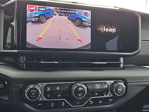 New 2025 Jeep Wrangler Sahara image 11