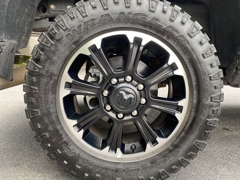 Used 2024 RAM 2500 Rebel w/ Towing Technology Group AWD/4WD image 46