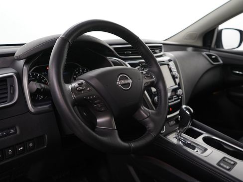 Used 2024 Nissan Murano SL image 16