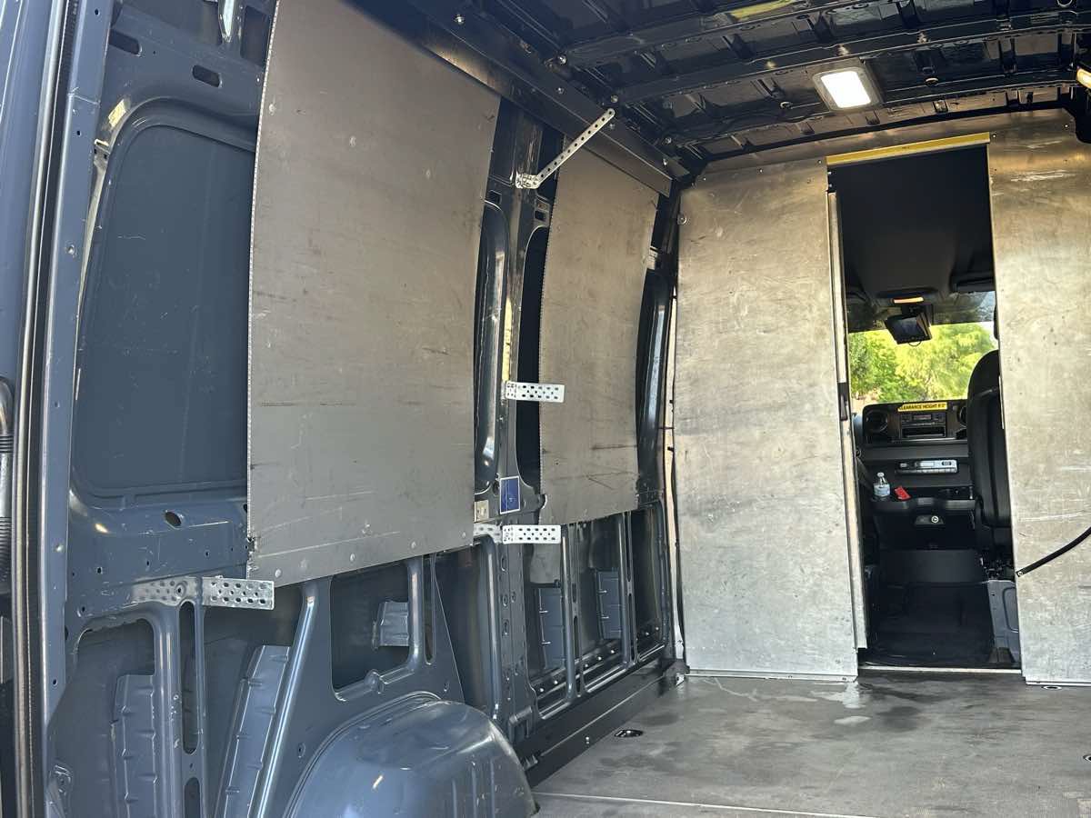 Used 2019 Mercedes-Benz Sprinter 144 image 23