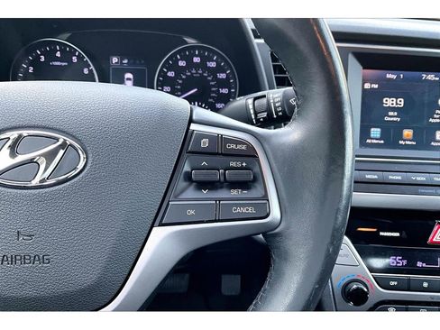 Used 2017 Hyundai Elantra Value Edition FWD image 19