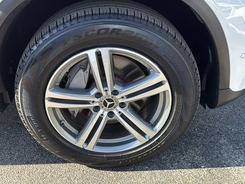 Certified 2022 Mercedes-Benz GLC 300 4MATIC image 10