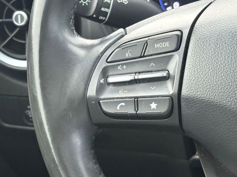 Used 2022 Hyundai Kona SEL w/ Convenience Package image 21