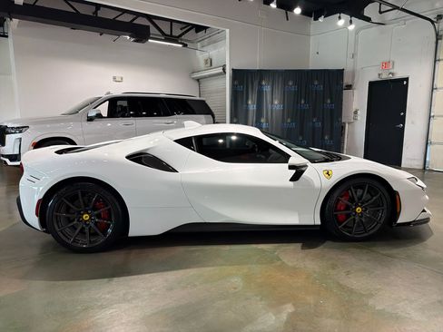 Used 2023 Ferrari SF90 Stradale image 11