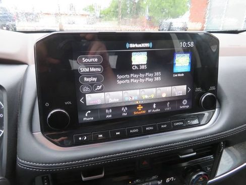 Used 2023 Nissan Rogue SL w/ SL Premium Package FWD image 23